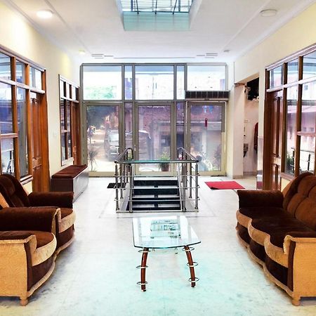 Oyo 6463 Hotel Dove Chandīgarh Εξωτερικό φωτογραφία