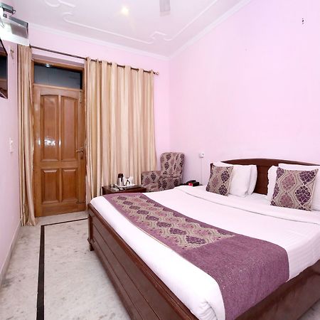 Oyo 6463 Hotel Dove Chandīgarh Εξωτερικό φωτογραφία