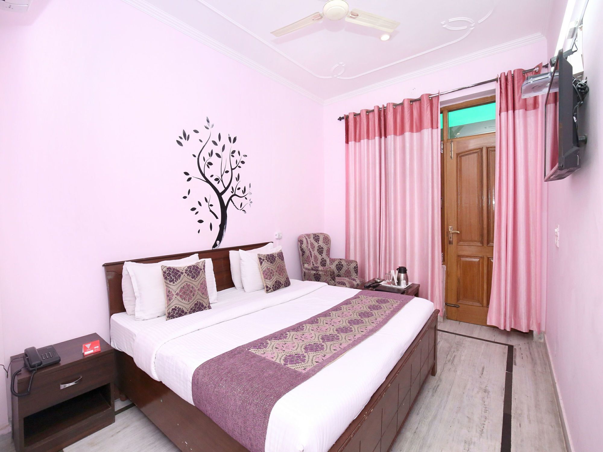 Oyo 6463 Hotel Dove Chandīgarh Εξωτερικό φωτογραφία