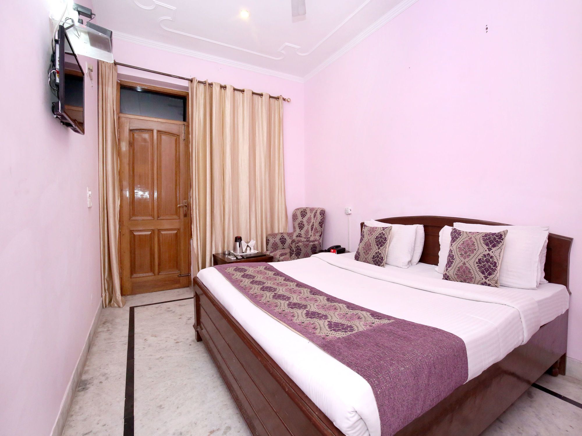 Oyo 6463 Hotel Dove Chandīgarh Εξωτερικό φωτογραφία